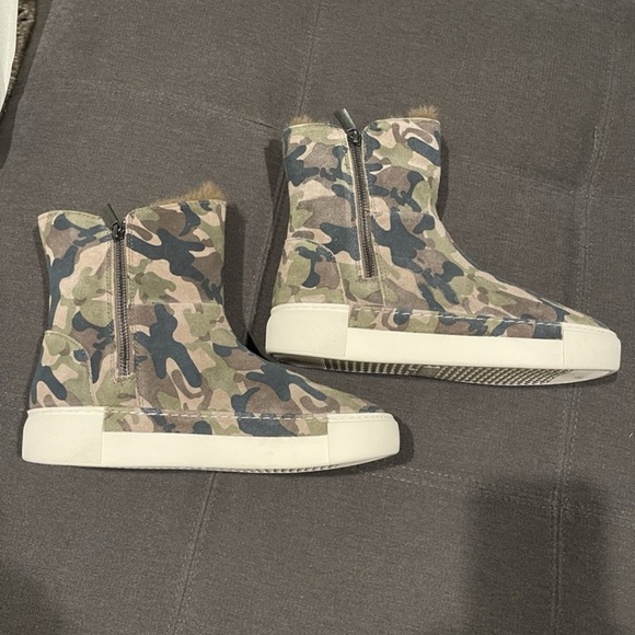 JD Slides Green Camo Suede Victory Boots Faux Fur Size 8.5 Booties - Picture 7 of 16